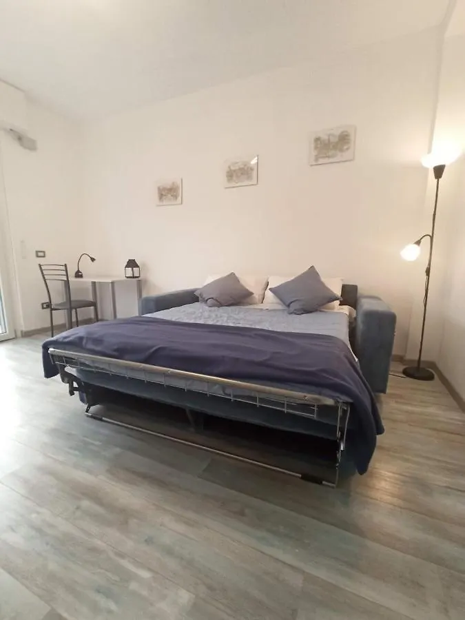 La Pace Apartment Milan Italy
